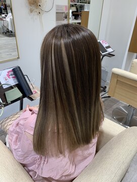 ブティック(boutique) アンブレラカラー!ハイトーンインナーカラー