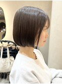 ワンカラーベージュブリーチなしダブルカラー切っぱなしボブ横浜
