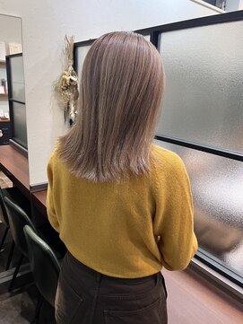 プチメゾントウキョウ(Petit Maison Tokyo) ミルクティベージュ_伸ばしかけヘア