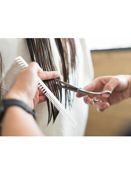 経験豊富なスタイリストがカウンセリングから仕上げまで担当★リラックスした時間をお過ごしください。