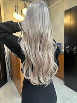 ウェイビーズ(WAVY'S)&nbsp;xブリーチ/イメチェン/ホワイトブロンド/外ハネボブ/美髪/