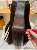 アクア(AQUA)&nbsp;うるツヤ確定☆髪質改善×縮毛矯正