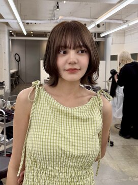 ヒュー 広島(HEW) くびれレイヤーボブ