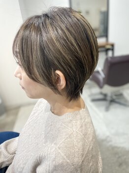 カイ(KAY)の写真/7月NEW OPEN！大人女性の髪悩みに寄り添う技術力で白髪を活かしてトレンドを楽しむ◎