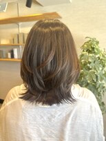 トゥーリ 大野城下大利店(tuuli)&nbsp;ミディアムレイヤー×ベージュカラー