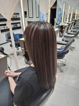 ミック ヘアアンドメイクアップ 高田店(miq Hair&Make up) ハイライトカラー/デザインカラー/白髪染め/トリートメント