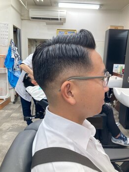 イノンズ(inon's)の写真/☆カット＋シャンプー＋シェーブ3500円☆極上シェービングで第一印象を高める大人理容室