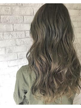 オルト(Ort) 大人気ミントアッシュ、脱・赤み/イルミナカラー