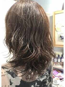 ヘアーアンドリラクゼーション ナスカ(Hair&Relaxation NazcA) ウェットミディアム