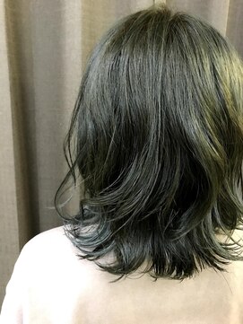 ローシュヘアー(Rosh hair) のばしかけミディアッシュ