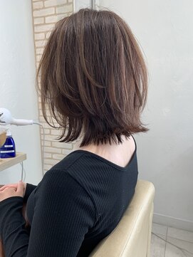 アンド ストーリーズ(&STORIES) 大人可愛い/外ハネボブ/ショートボブ/インナーカラー/江角