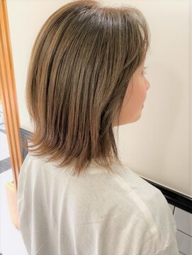 ビーハイブアヴェダ PARCO2店(BEHIVE AVEDA) 【ＢＥＨＩＶＥ及川】やわらかカーキベージュ