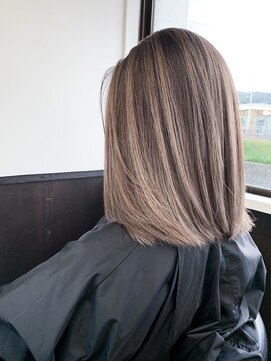 アン シュシュ(un chouchou) 中明度バレイヤージュ