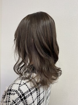 フフ 味鋺店(FuFu) インナーカラー×グレージュ