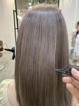 ロロネー 梅田(Lolonois) 【Lolonois梅田】髪質改善 藤岡なおき