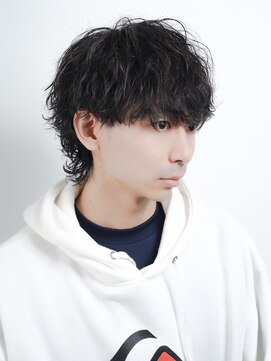 アルファ 新宿(alpha) フェザーパーマ/刈り上げセンターパート/サーフカール[新宿]