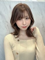 クム(kumu) 【kumu】くびれミディ×アッシュブラウン