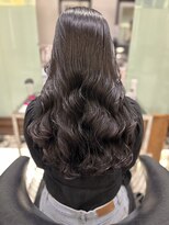 アピッシュ ギンザ(apish ginza)&nbsp;ロングパーマ/コテ巻き風パーマ/大きめパーマ/強めパーマ