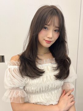 ユーフォリア 新宿通り(Euphoria) レイヤーロング美髪ワンカールシルキーグレージュ