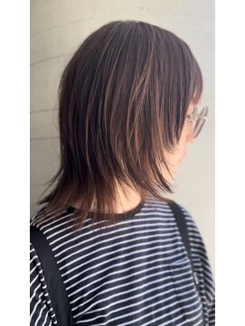 サーカス(circus) ウルフ/レイヤー/顔まわりカット/透明感カラー