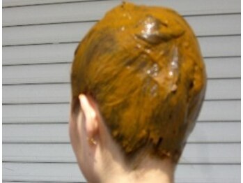 ドゥ ルーブル(du.louvre)の写真/髪・頭皮にも優しいハーブカラー・ヘナカラーで、ダメージレスに理想の色味が叶う!艶やかな仕上がりに♪