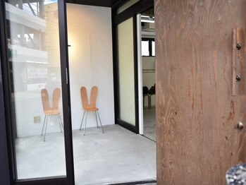 タム(tam)の写真/【近鉄四日市駅徒歩5分】駅チカで通いやすいから綺麗を保てる*実力派Stylist集結/トレンド×似合わせはtam