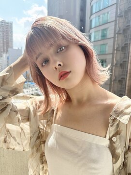 フローラバイシエスタ 池袋(Flora by siesta) 大人可愛いくびれヘア×ピンクベージュ