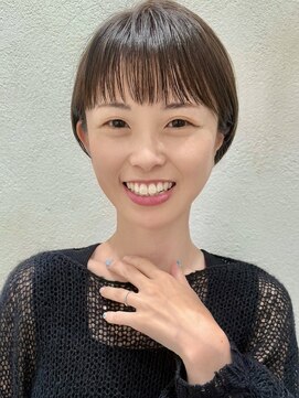 ステアケース 武蔵小杉店(stair:case) ショートボブ大人かわいいマッシュショート暗めカラーカーキ