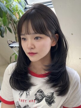 ビュー フクオカ(VIEW FUKUOKA) レイヤーカット×顔周りカット