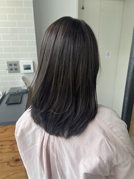 フリック 堺東店(FLICK) ミディアムレイヤー/アッシュグレー/髪質改善/堺東