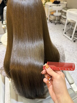 ジーナ 天神(Zina) [Zina福岡天神]髪質改善/黒髪/韓国ヘア/前髪/顔周り