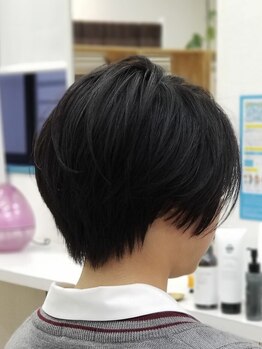 1人1人の骨格・髪質・クセを見極め、あなたに一番似合うショートスタイルをご提案！理想のスタイルに◎