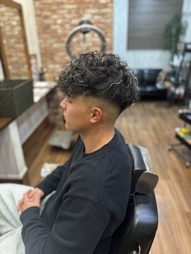 ライズヘアー(RISE HAIR) スペインカール＋ハイライト