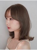 韓国風くびれミディアムボブハッシュカット