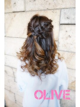 オリーブ(OLIVE) new arrange★【ヘアセット&袴着物/結婚式/大阪心斎橋】