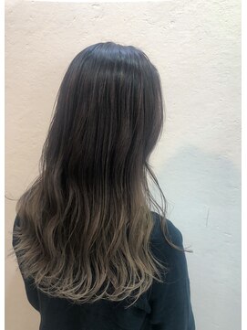 ジュノ(Jeuno) グラデベージュ