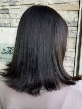サロンド シルエット(SALON DE SILHOUETTE) アッシュ系カラー