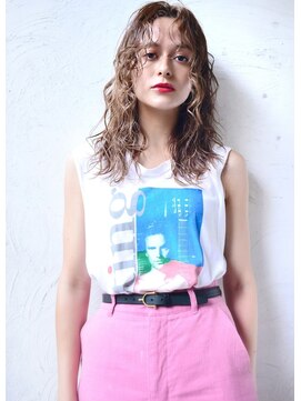 テイラー(Taylor) 【Taylor 大宮】外人風パーマスタイル×かきあげ大人ロング