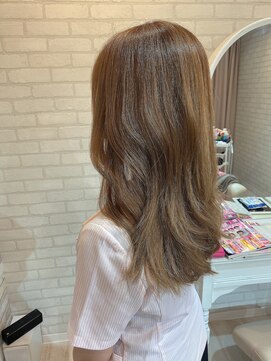 マーリャヘアー(mallia hair) セミロングレイヤースタイル