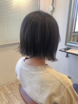 ヘアーサロン キー(Hair salon key) 前下がり外ハネミニボブ