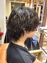 ツイストスパイラルパーマ　マッシュウルフ　ツイスパ