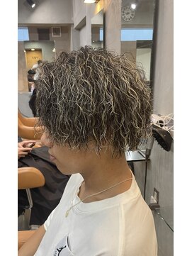 ハーツ バイ レックス 中野(HEARTS by rex) ハイライトパーマ/ツイストスパイラル