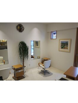 【縮毛矯正リペア認定店】落ち着いた雰囲気のプライベート空間を独り占め◎丁寧なカウンセリングで悩み解決