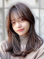 レヴ 草加店(LEV.)&nbsp;美髪 ホワイトブロンド 外ハネボブ ワイドバング