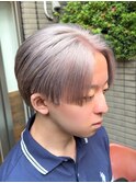 ホワイトブロンド/刈り上げセンターパート/エンドカラー/メンズ