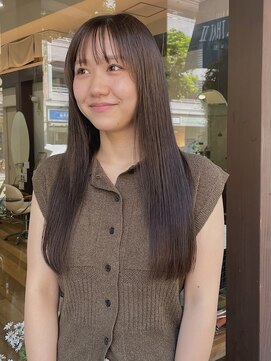 イルフレール(ill frere) ぱつっと　前髪カット　暗髪　似合わせ　中津　梅田　艶カラー