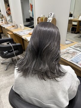 アヴァンス 京橋店(AVANCE) 着物ヘア/ダークアッシュ/ミディアムレイヤーカット/京橋