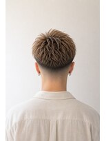 アーダーヘアサロン 森田店(ADER HAIR SALON)&nbsp;メンズフェードショート×ハイトーンカラーで爽やか束感スタイル