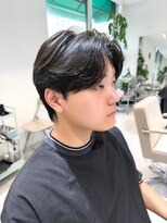 ノラ ウメダ(NORA UMEDA)&nbsp;韓国ヘア毛流れセンターパート×ショートマッシュ×メンズカット