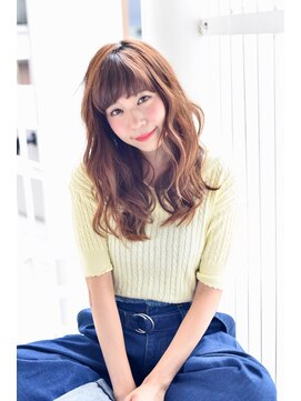 フリッカ(FLYCKA) ひし形シルエットデジタルパーマ厚めバング斜めバングクラシカル